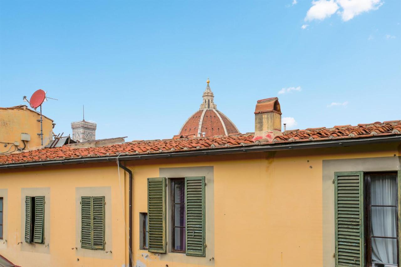 Palazzo Borghese 2 Bedroom Firenze Bagian luar foto